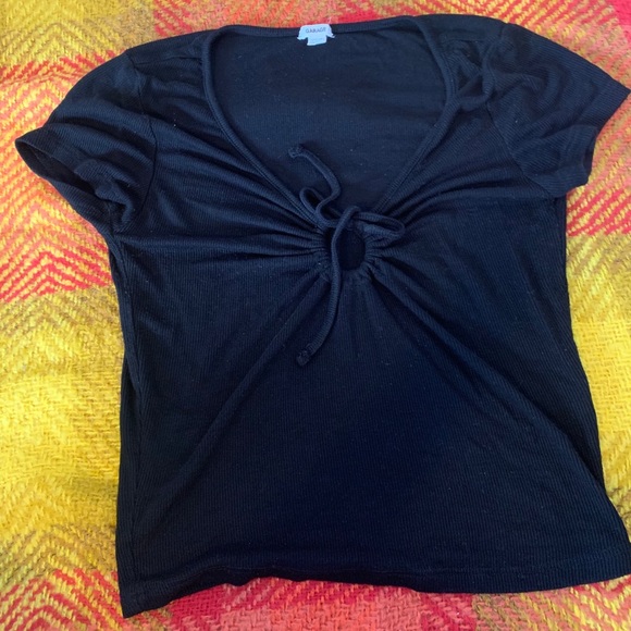 Black garage top (kinda cropped) - Picture 1 of 2